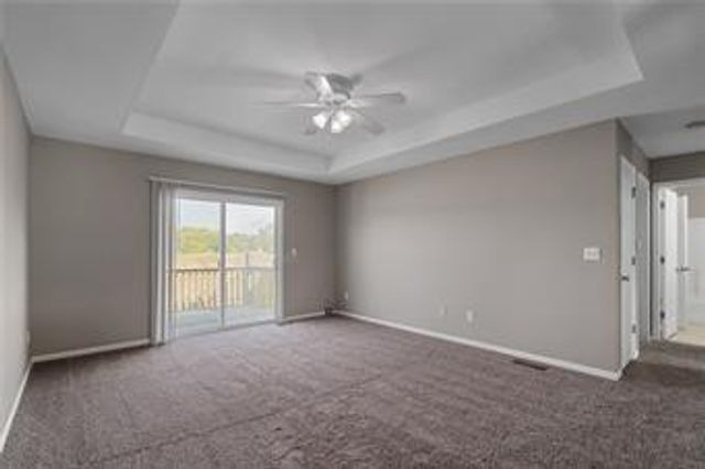 218 N 6th Terrace, Louisburg, KS 66053