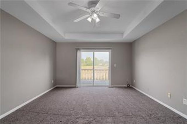 218 N 6th Terrace, Louisburg, KS 66053