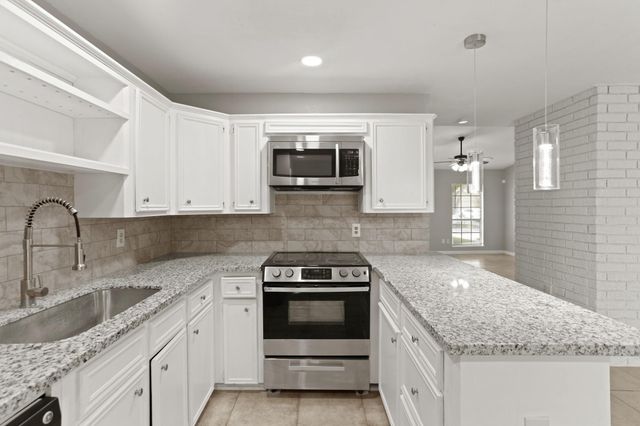 6827 Gettysburg Drive, Richmond, TX 77469
