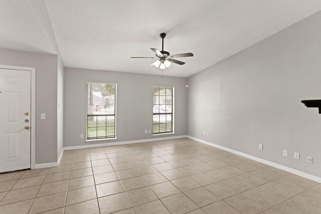 6827 Gettysburg Drive, Richmond, TX 77469
