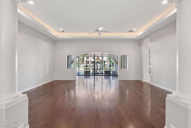 1318 E TREASURE COVE Drive, Gilbert, AZ 85234