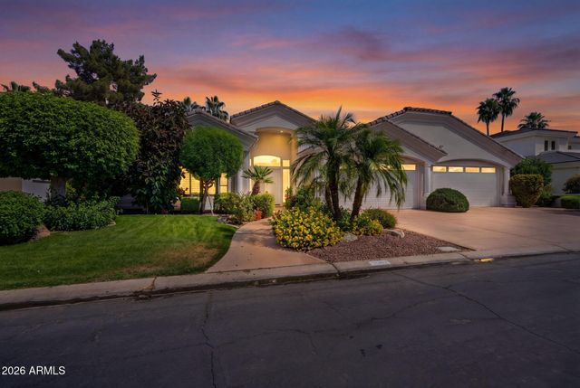 1318 E TREASURE COVE Drive, Gilbert, AZ 85234