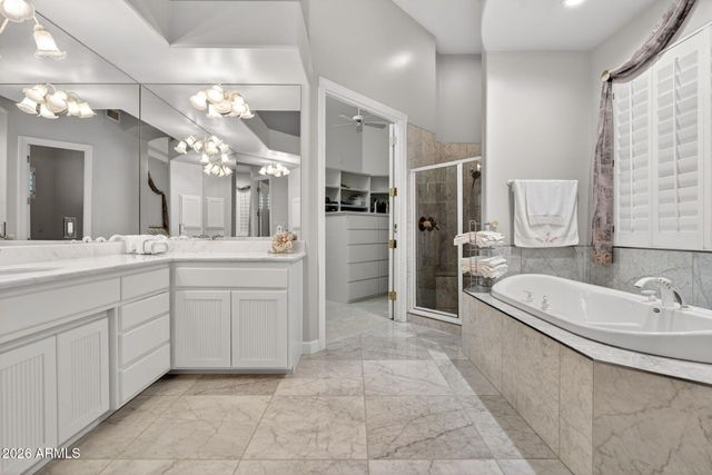 1318 E TREASURE COVE Drive, Gilbert, AZ 85234