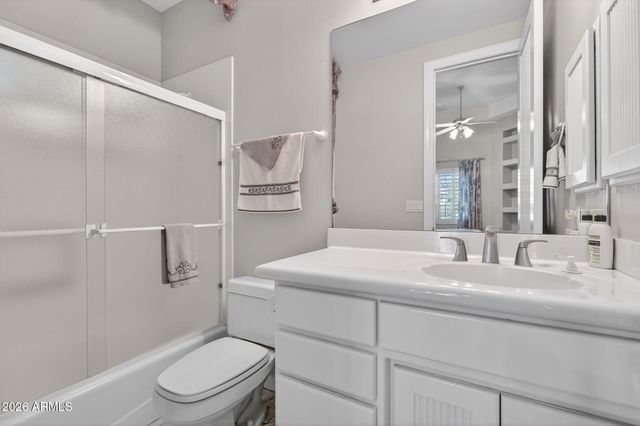 1318 E TREASURE COVE Drive, Gilbert, AZ 85234