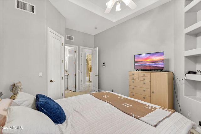 1318 E TREASURE COVE Drive, Gilbert, AZ 85234