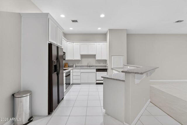 1318 E TREASURE COVE Drive, Gilbert, AZ 85234