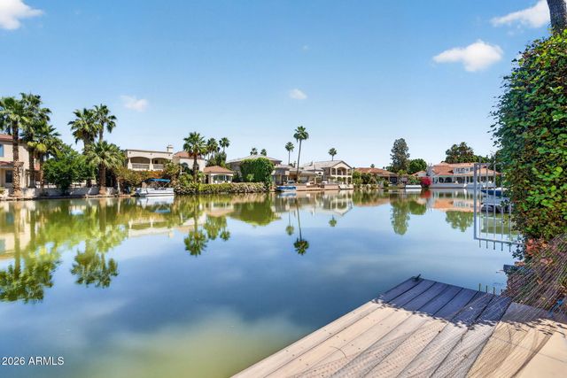 1318 E TREASURE COVE Drive, Gilbert, AZ 85234