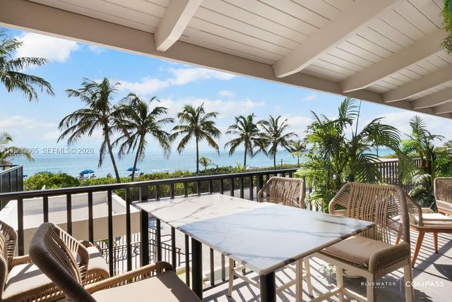 1950 S Ocean Dr PHN, Hallandale Beach, FL 33009