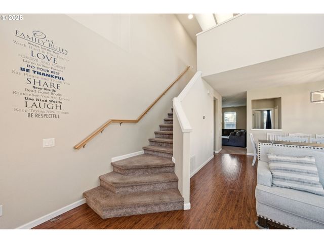 19437 Provisioner Ct, Oregon City, OR 97045