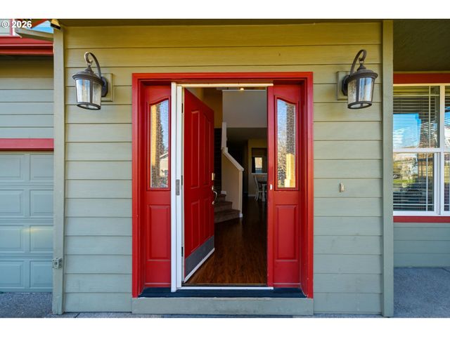 19437 Provisioner Ct, Oregon City, OR 97045