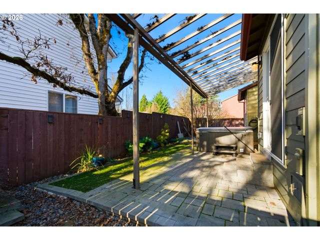 19437 Provisioner Ct, Oregon City, OR 97045