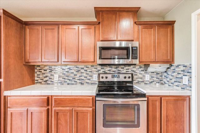 21506 Patton Ave, Lago Vista, TX 78645