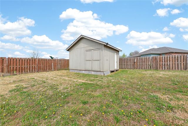 500 Eagle Drive, Gravette, AR 72736