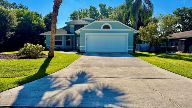 619 SE Forgal Street, Port St. Lucie, FL 34983