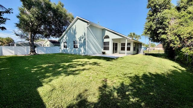 619 SE Forgal Street, Port St. Lucie, FL 34983