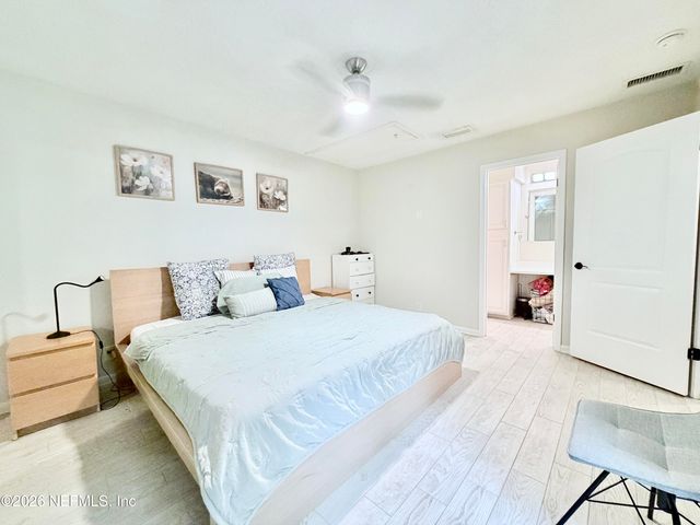 10420 BIG TREE Circle W, Jacksonville, FL 32257