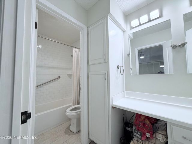 10420 BIG TREE Circle W, Jacksonville, FL 32257