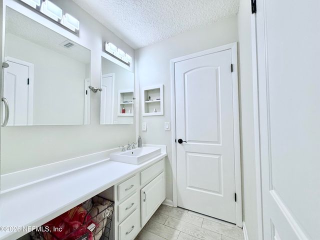 10420 BIG TREE Circle W, Jacksonville, FL 32257