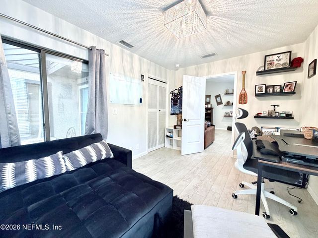 10420 BIG TREE Circle W, Jacksonville, FL 32257