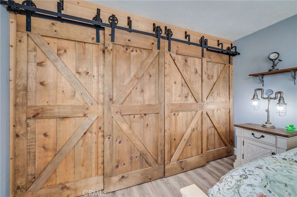 Image 18 of property listing at 5131 Gaviota, Long Beach, CA 90807