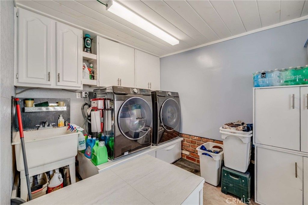 Image 30 of property listing at 5131 Gaviota, Long Beach, CA 90807