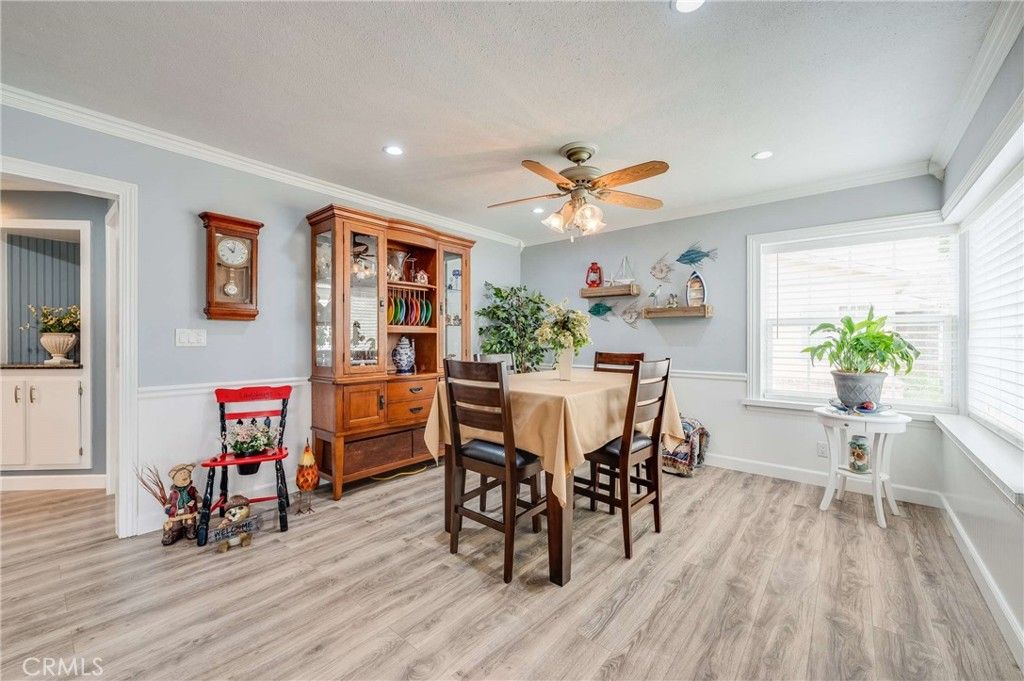 Image 4 of property listing at 5131 Gaviota, Long Beach, CA 90807