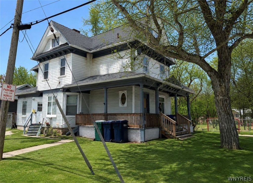 3817 Deveaux Street, Niagara Falls, NY 14305