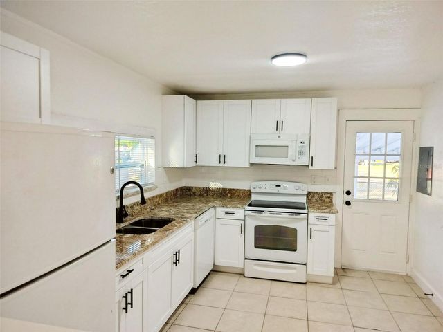 2033 WAYMAN STREET, Lakeland, FL 33815