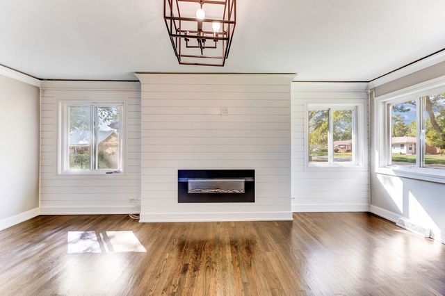 2859 Stafford Drive, Markham, IL 60428