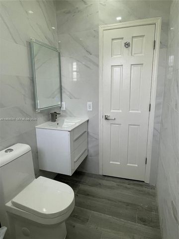 19740 W Saint Andrews Drive, Hialeah, FL 33015