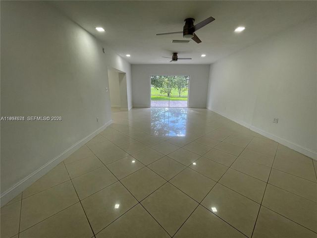 19740 W Saint Andrews Drive, Hialeah, FL 33015