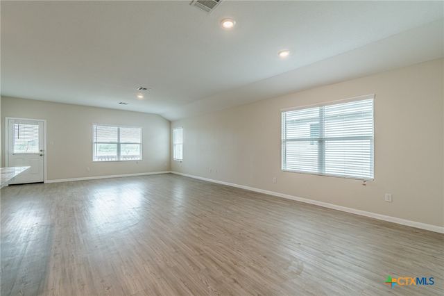 2824 Green Finch, New Braunfels, TX 78130