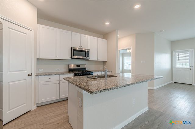 2824 Green Finch, New Braunfels, TX 78130