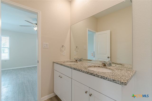 2824 Green Finch, New Braunfels, TX 78130