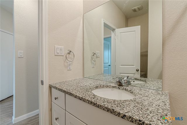 2824 Green Finch, New Braunfels, TX 78130