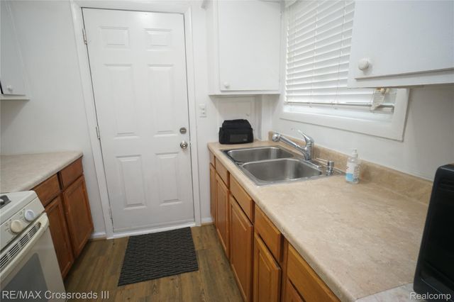 730 Fox Avenue, Ypsilanti Charter Township, MI 48198
