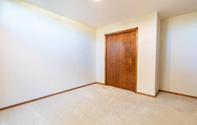 2501 N Spring Hollow St, Wichita, KS 67228