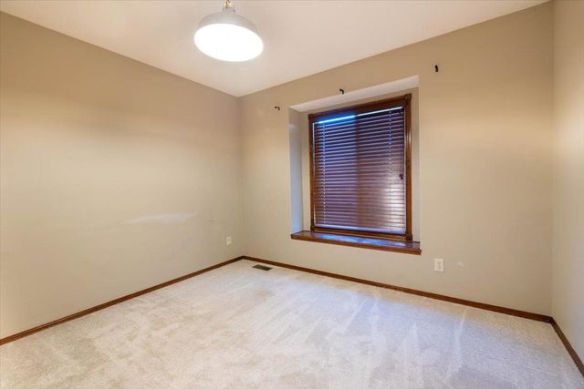 2501 N Spring Hollow St, Wichita, KS 67228