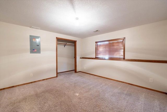 2501 N Spring Hollow St, Wichita, KS 67228