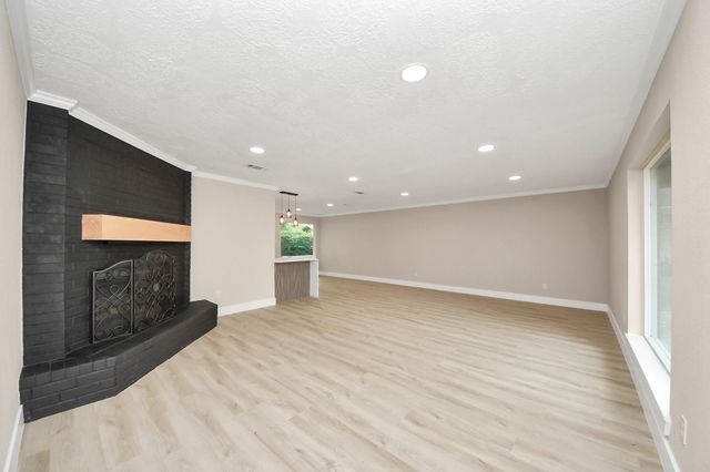 20322 Bishops Gate Lane, Humble, TX 77338