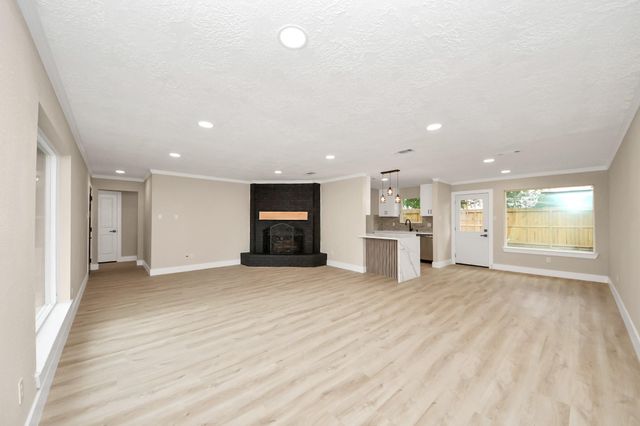 20322 Bishops Gate Lane, Humble, TX 77338