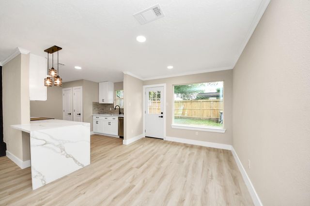 20322 Bishops Gate Lane, Humble, TX 77338