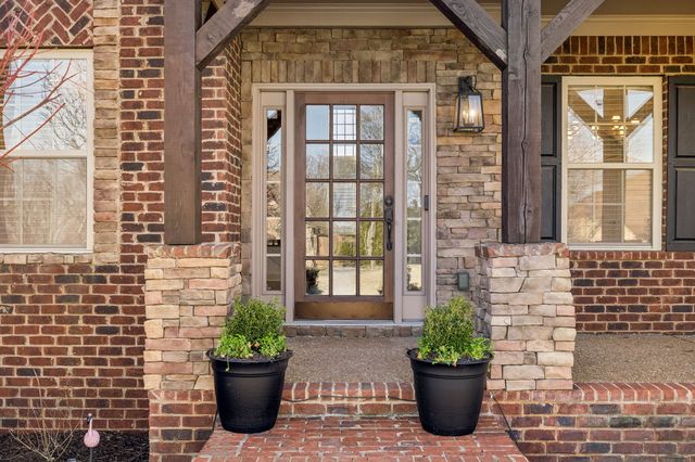 1805 Benziger Ter, Brentwood, TN 37027