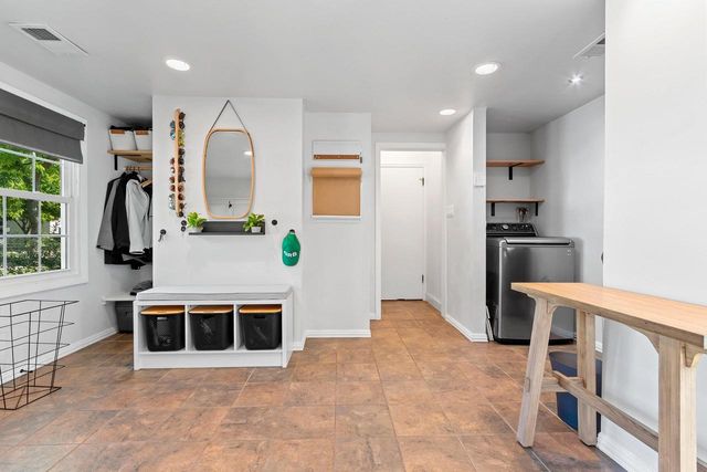 702 RIDGEWAY BOULEVARD, De Pere, WI 54115