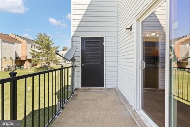 1041-B BRIXTON CT, Sterling, VA 20164