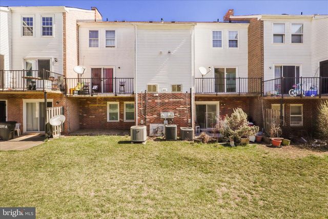 1041-B BRIXTON CT, Sterling, VA 20164