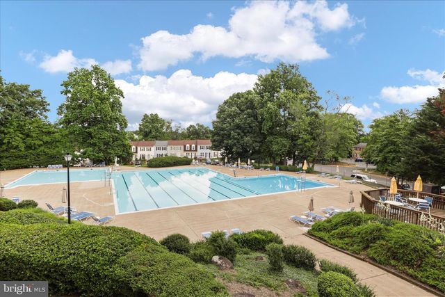 1041-B BRIXTON CT, Sterling, VA 20164