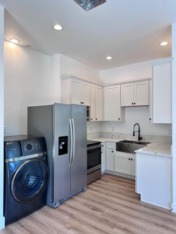 578 Greenwood Dr, Meadow Vista, CA 95722