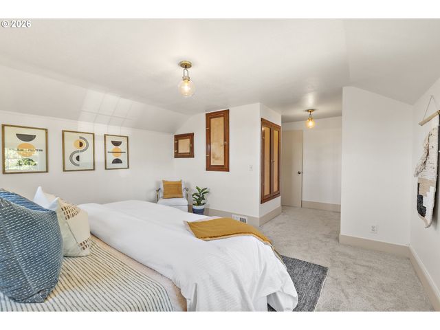 3327 Se 59TH Ave, Portland, OR 97206