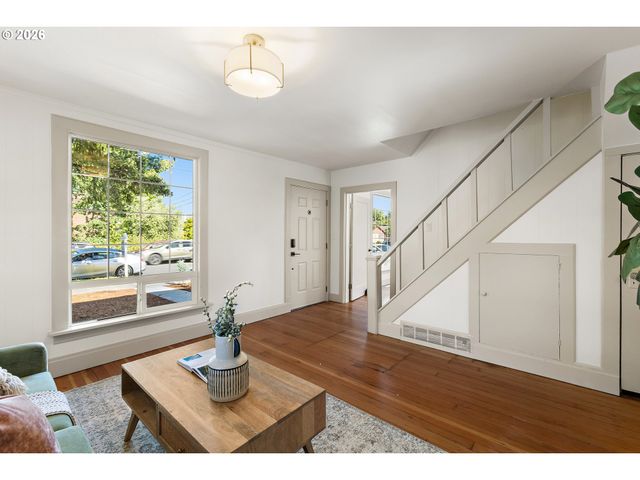3327 Se 59TH Ave, Portland, OR 97206